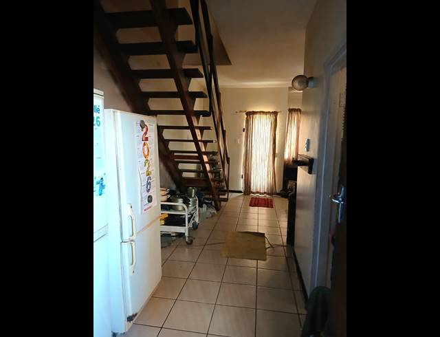 2 BEDROOM DUPLEX FOR SALE IN SIDWELL